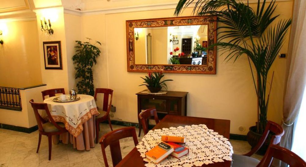 Hotel Centrum 3*